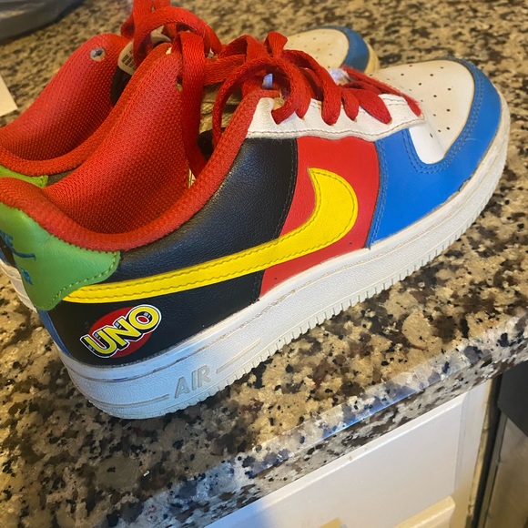 Nike Air Force 1 UNO Multicolor Sneakers - Picture 2 of 5
